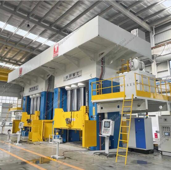 The 2500T RTM Hydraulic Press: Key to High-Performance Composite Manufacturing